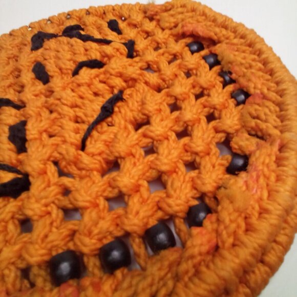 Vintage Macrame Jack O Lantern Pumpkin Handmade Halloween Wall Decor - Picture 13 of 13